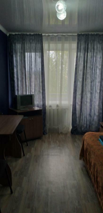 Tourist Hotel Öskemen Bagian luar foto