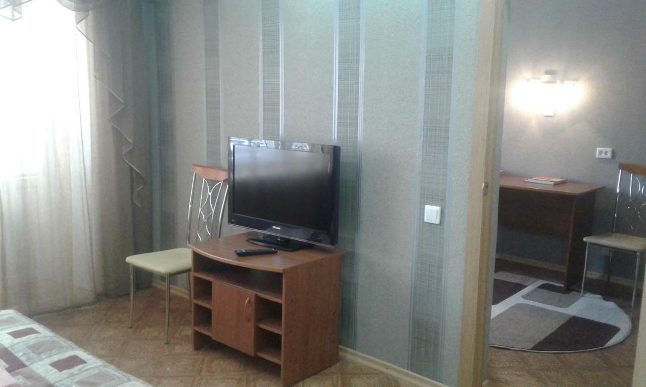 Tourist Hotel Öskemen Bagian luar foto